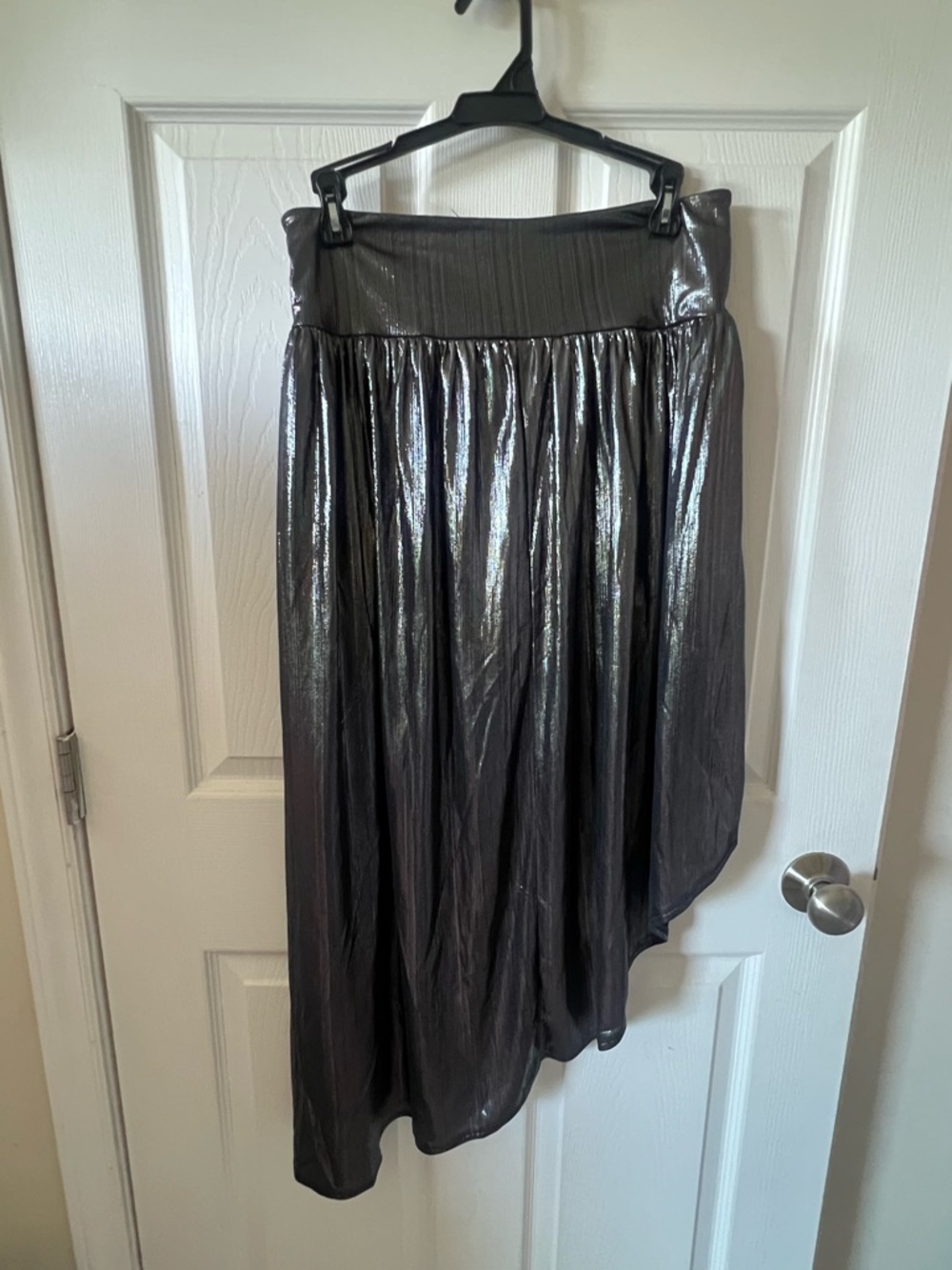 Metallic Black High-Waist Asymmetrical Skirt